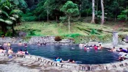 Wisata Pemandian Air Panas Cangar Gunung Welirang