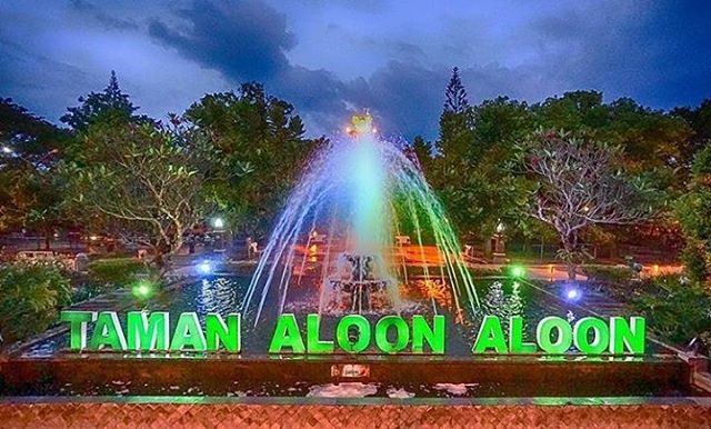 Taman Aloon-Aloon Tulungagung