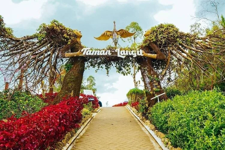 Wisata Taman Langit Batu Malang