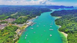 Pantai Sendang Biru Malang Memiliki Mata yang Air Indah Mengagumkan
