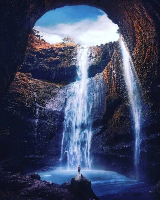 Keindahan Air Terjun Madakaripura
