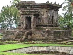 Sejarah Candi Badut