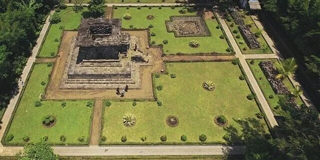 candi badut malang candi badut Malang