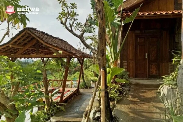 Penginapan Taman Dolan
