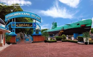 Monumen Kapal Selam - Wisata Monumen Kapal Selam Surabaya Murah, Tiada Tara dan Instagramable Banget
