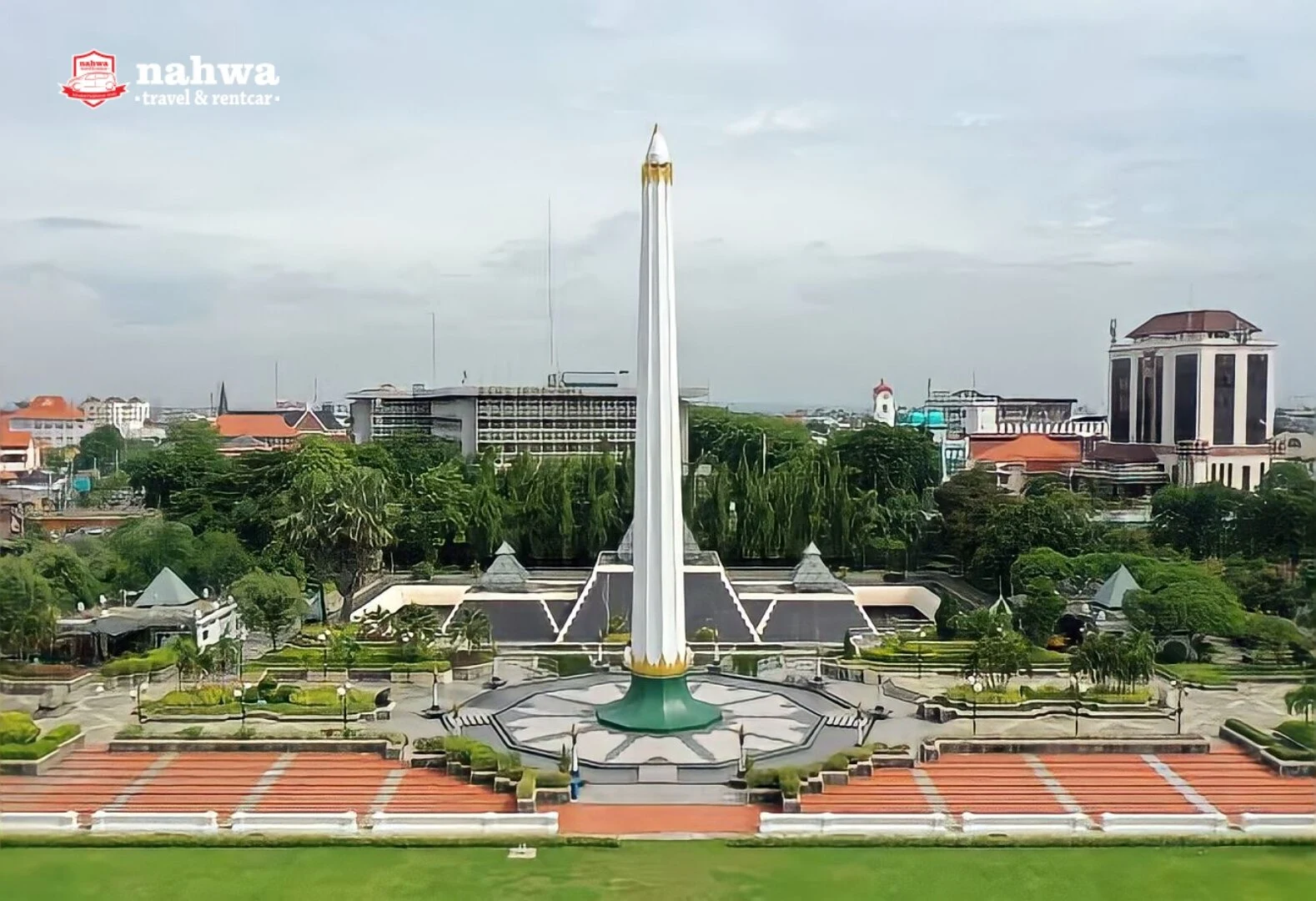 Wisata Sejarah Tugu Pahlawan