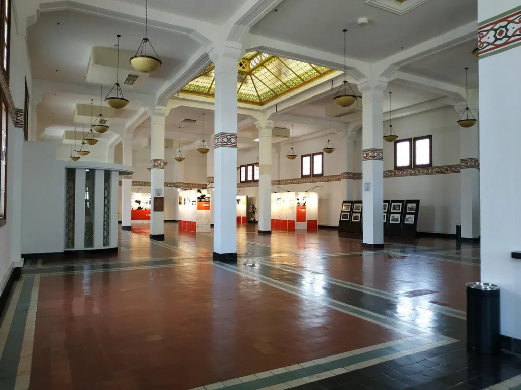 museum de javasche bank surabaya