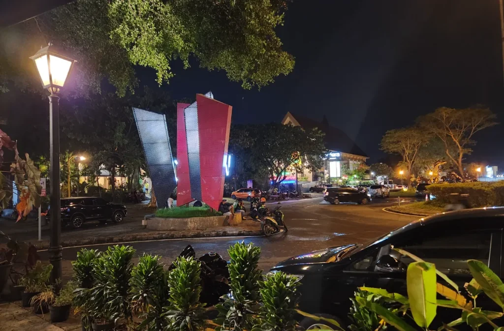 wisata malam Surabaya Barat