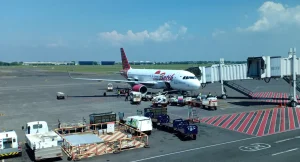 jarak Stasiun Gubeng ke Bandara Juanda