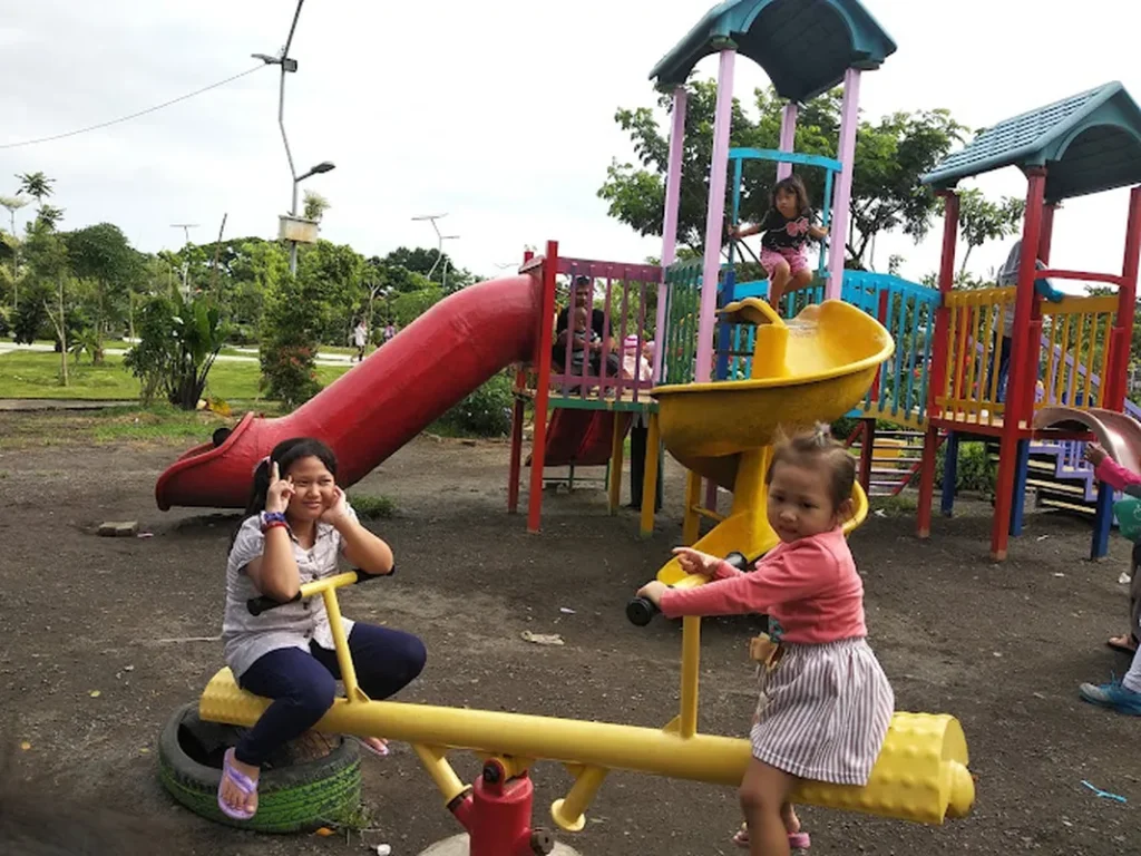 Fasilitas di Taman Cahaya
