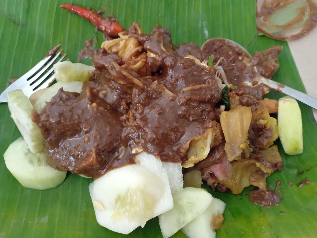 15 Wisata Kuliner Surabaya Legendaris: Alamat, Harga & Jam Buka