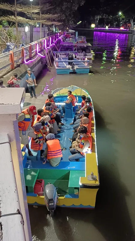 aturan wisata perahu kalimas