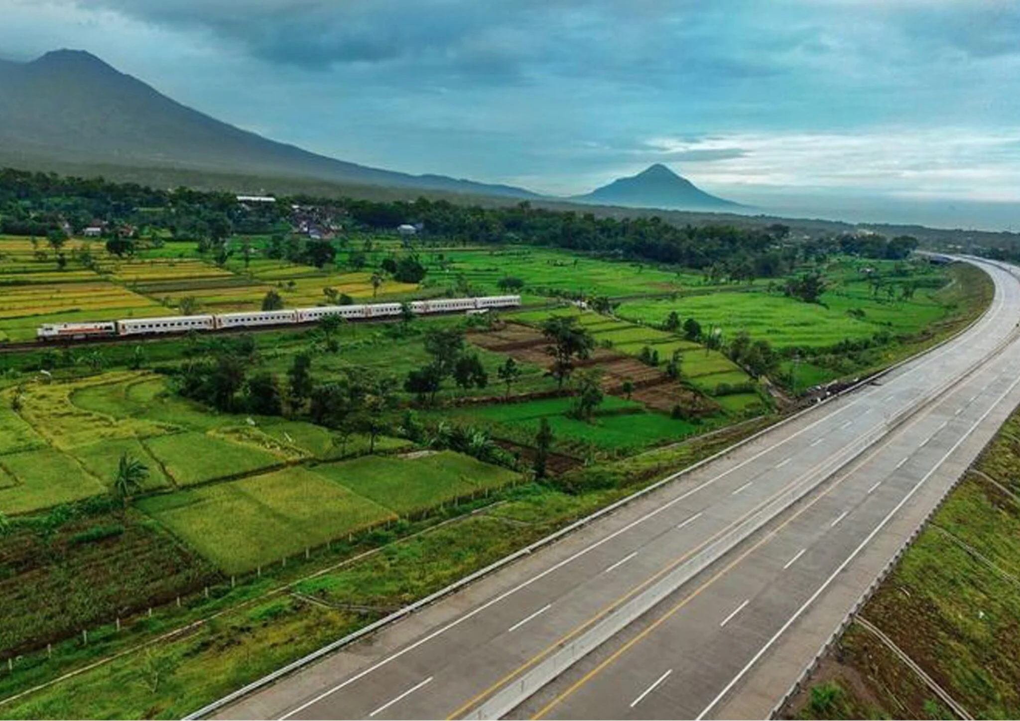 Tempat Wisata di Sepanjang Jalan Malang Surabaya, Mampir Yuk!
