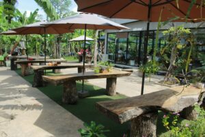 12 Cafe Outdoor di Malang dengan Suasana Adem dan Instagramable