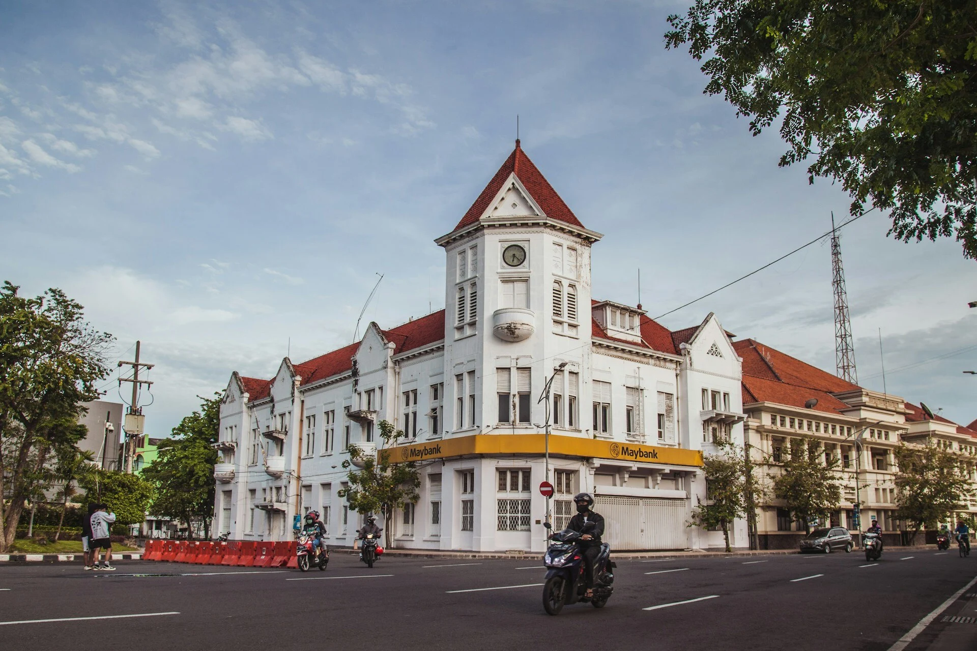 Menyusuri Sejarah dan Budaya dari Keunikan Surabaya dan Malang yang Tak Terlupakan