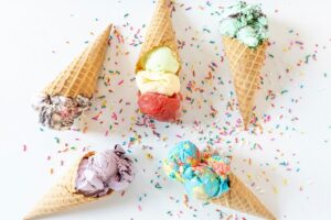 Menikmati Es Krim Kampoeng di Kayu Tangan Heritage, Malang