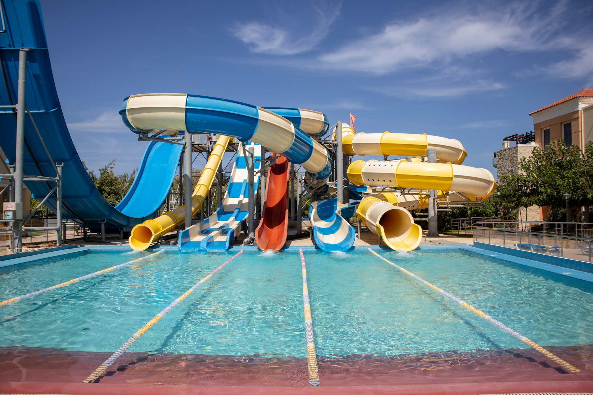Waterpark Hawai Malang: Harga Tiket, Wahana, dan Fasilitas