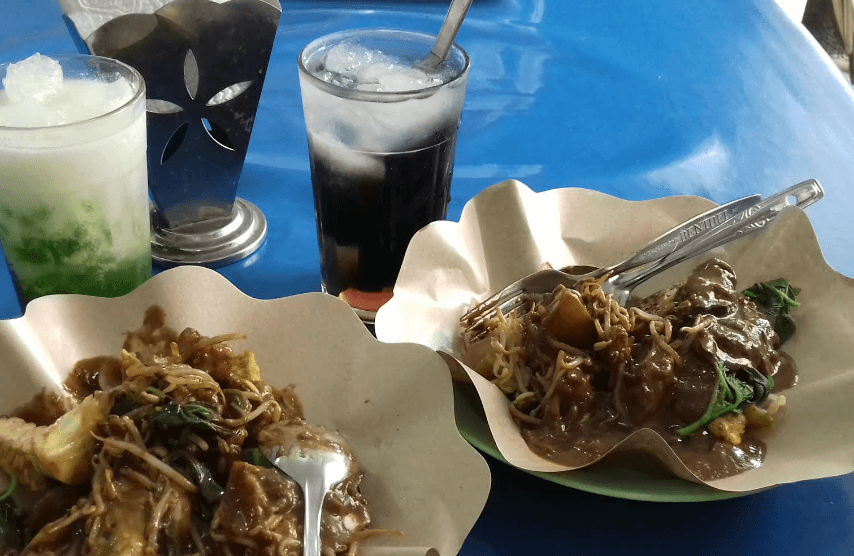 Mengenal Kuliner Legendaris Malang: Rujak Cingur Malang