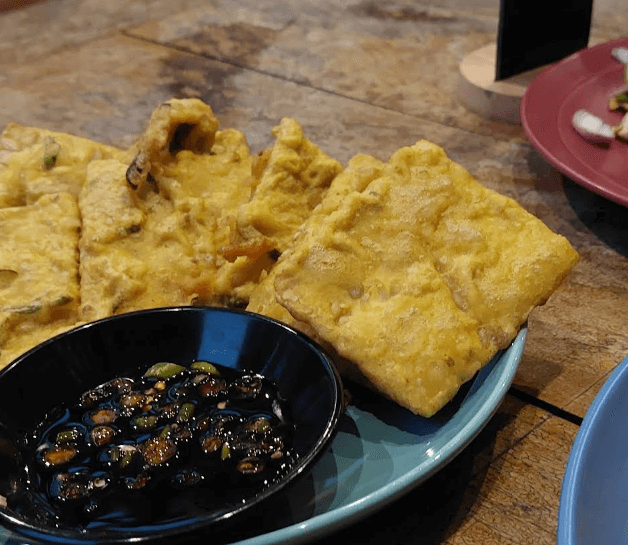 Menjelajahi Keunikan Tempe Mendoan Malang