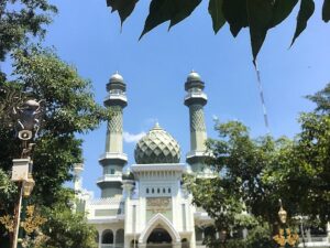 2 Masjid Bersejarah di Malang Raya yang Menyimpan Nilai Islam dan Budaya