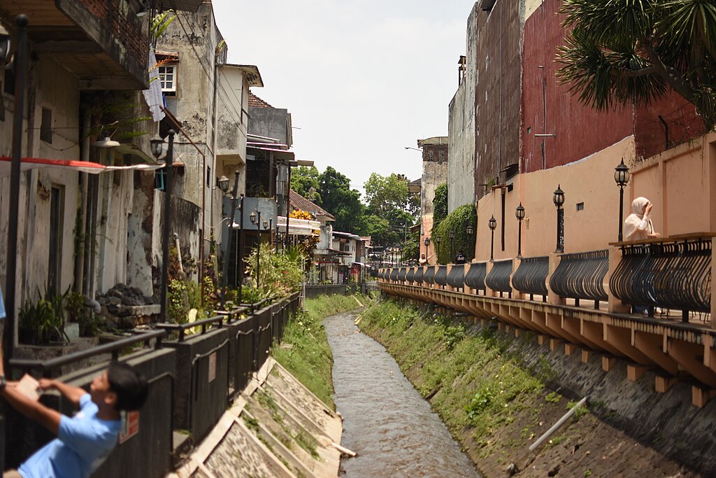 Cari Nuansa Retro? Ini 5 Bangunan Lawas Jadi Spot Foto Vintage di Malang