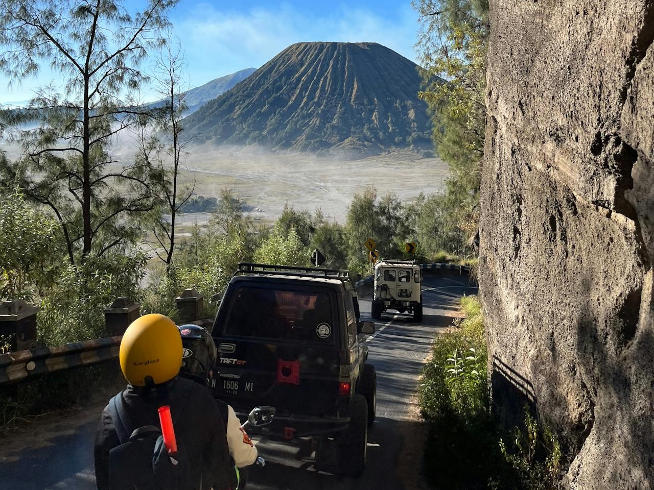 7 Tips Road Trip Jarak Jauh Biar Perjalanan Aman dan Nyaman