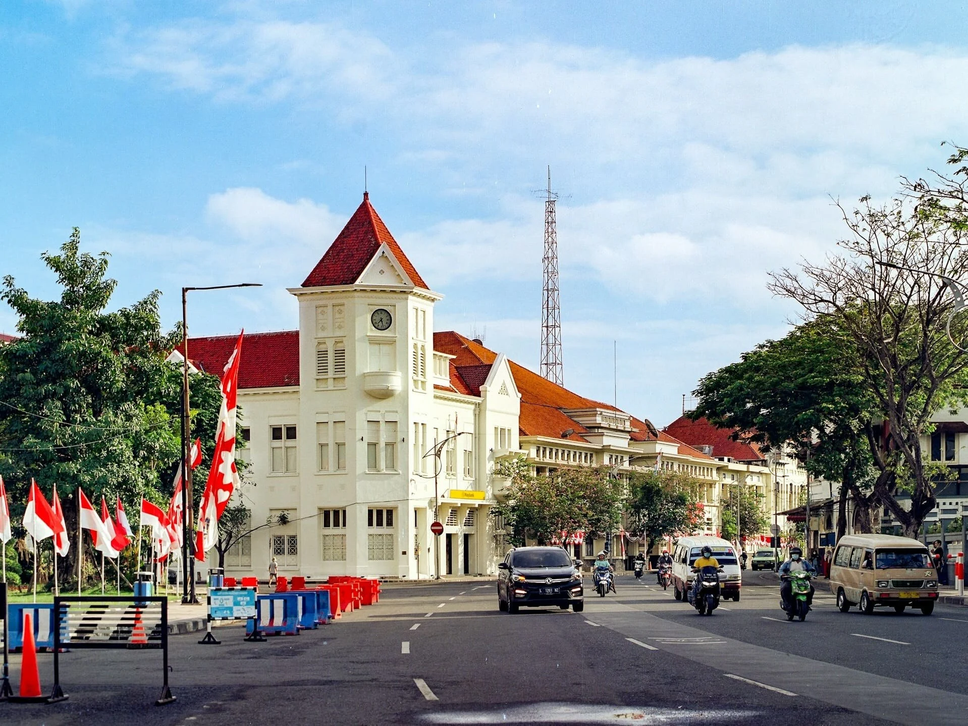 Rekomendasi Travel Surabaya Malang Murah Setiap Hari, Cocok untuk Kerja dan Liburan