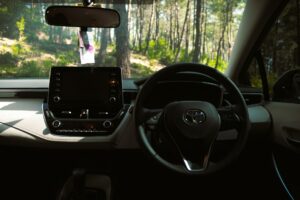 Sebelum Berangkat, Simak Tips Memilih Travel Malang Surabaya Terpercaya