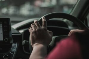 Tips Memilih Travel Malang Surabaya Nyaman untuk Perjalanan Bebas Drama