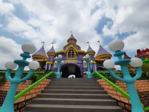 Lagi Viral! Mikutopia Jadi Wisata Batu Malang Terbaru Favorit Anak Muda